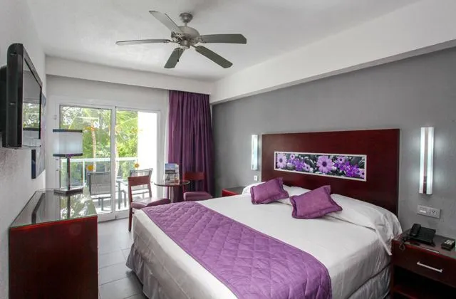 Hotel Riu Naiboa Punta Cana habitacion